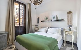 One-Bedroom Apartment With Patio