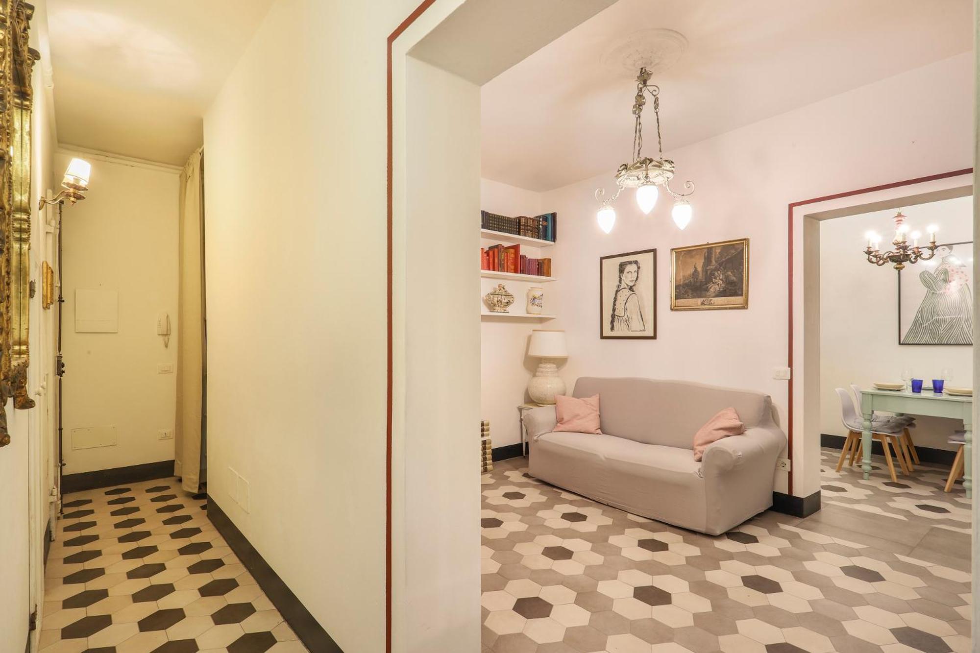 One-Bedroom Apartment With Patio Florence Exterior photo